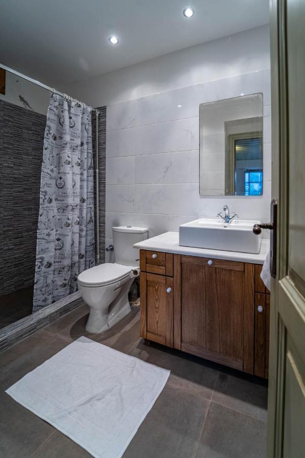 Maisonette Korfes-Κορφές-Μ Δύο Αυτόνομοι Όρoφοι Της Βίλας Κορφές Για Οικογένειες Και Μικρές Παρέες 카페니시온 외부 사진