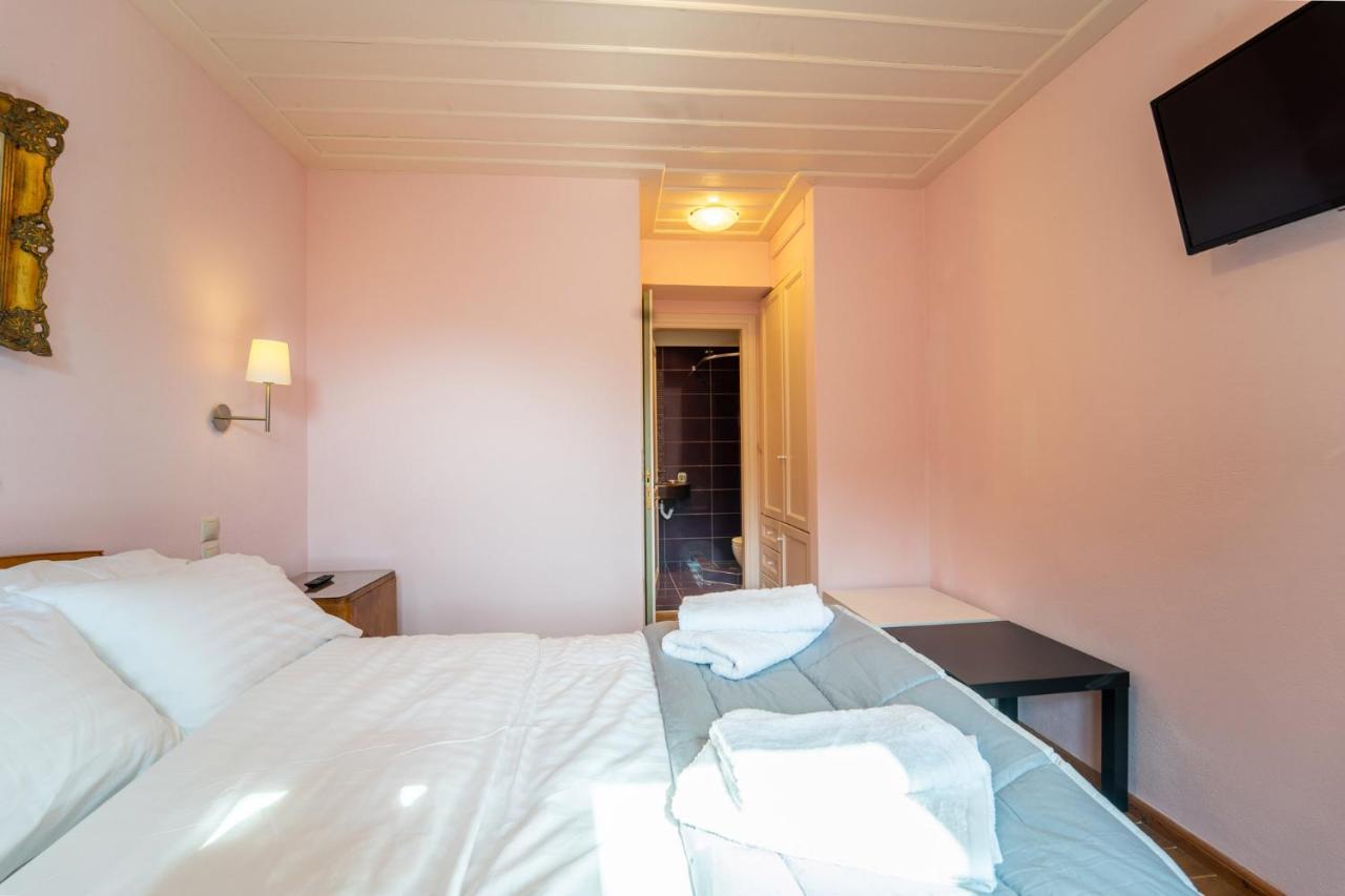 Maisonette Korfes-Κορφές-Μ Δύο Αυτόνομοι Όρoφοι Της Βίλας Κορφές Για Οικογένειες Και Μικρές Παρέες 카페니시온 외부 사진