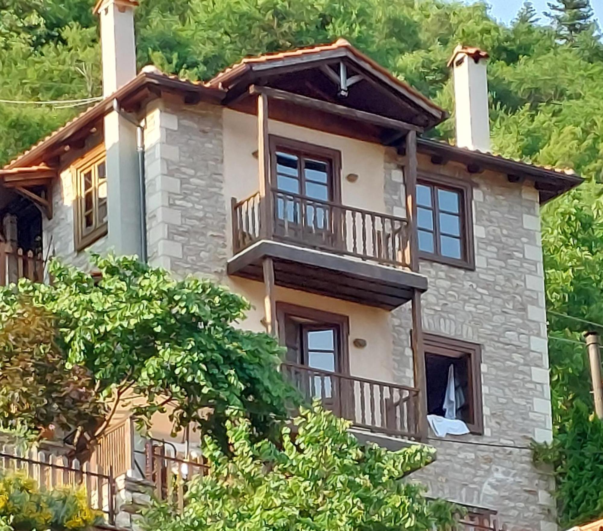 Maisonette Korfes-Κορφές-Μ Δύο Αυτόνομοι Όρoφοι Της Βίλας Κορφές Για Οικογένειες Και Μικρές Παρέες 카페니시온 외부 사진